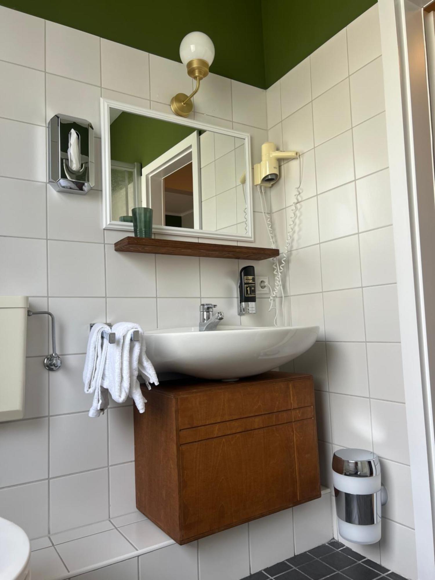 Suedstadt-Hotel Wilhelmshaven Buitenkant foto